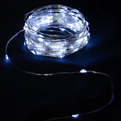 Aigostar - Cadena de luces LED para exterior 50xLED/3xAA IP44 5,3 m blanco frío