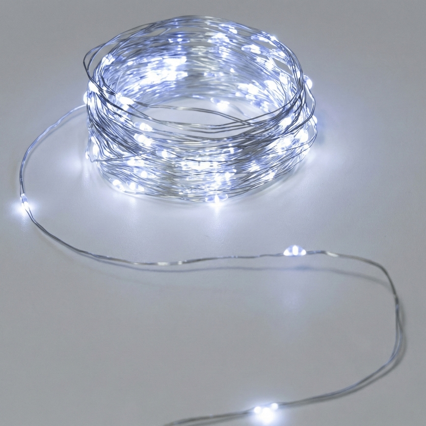 Aigostar - Cadena de luces LED para exterior 50xLED/3xAA IP44 5,3 m blanco frío