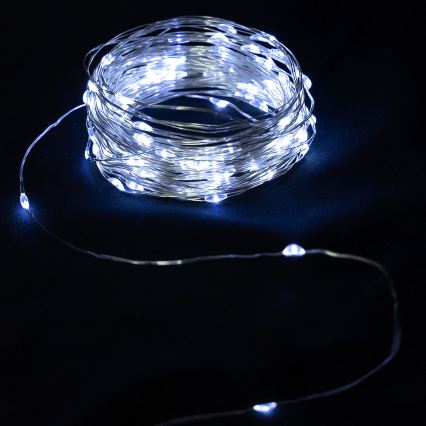 Aigostar - Guirnalda de luces LED para Navidad 30xLED/3xAA 3,3 m blanco frío