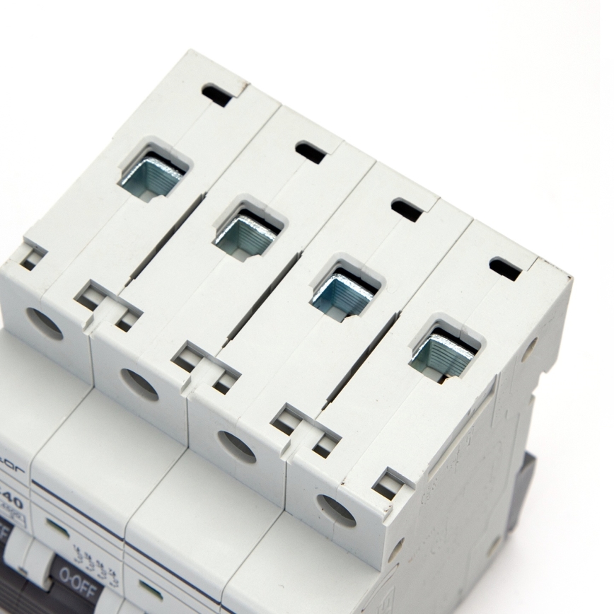 Aigostar - Interruptor magnetotérmico 4 polos (4P) 20 A, curva C, 400 V