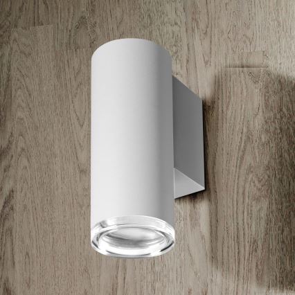 Aplique de pared LED RGBW regulable para baño TURYN 1xGU10/4,8W/230V 3000K IP44 blanco + control remoto