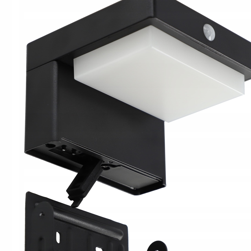 Aplique de pared solar LED con sensor LED/5W/3,7V 2000 mAh IP44 negro