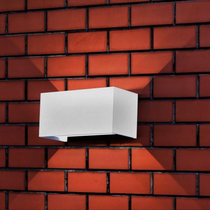 Aplique LED de pared para exterior/24W/230V 4000K IP65 blanco