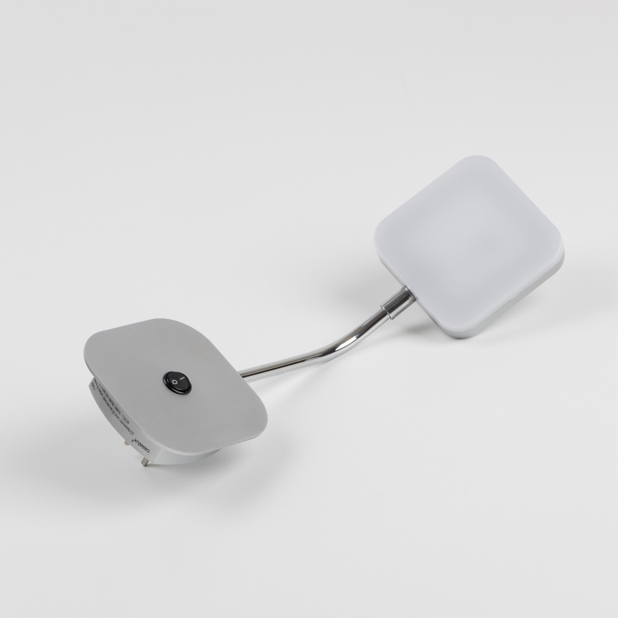 Aplique mural LED para enchufe LED/3,2W/230V cromado brillante
