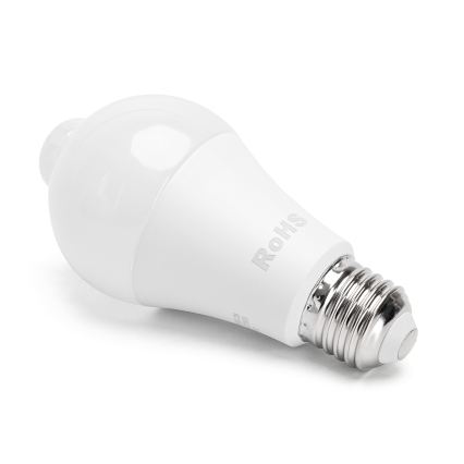 Bombilla LED con sensor de movimiento y sensor crepuscular A60 E27/6W/230V 6500K - Aigostar