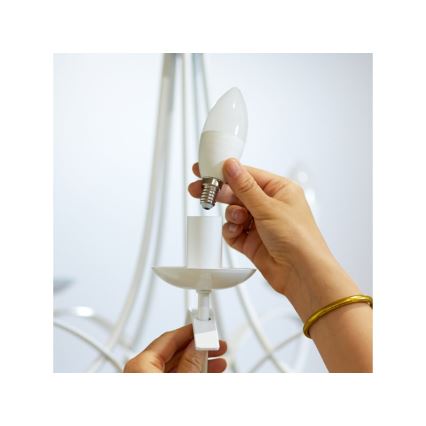 Bombilla LED regulable C37 E14/4,9W/230V 2700-6500K CRI 90 Wi-Fi - WiZ