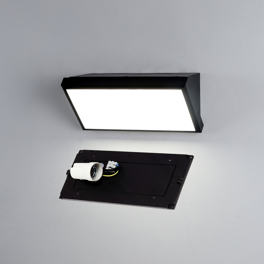 Brilagi - Aplique de pared exterior LED RGBW regulable TRIANGLE 1xE27/9W/230V 2700-6500K IP65 negro