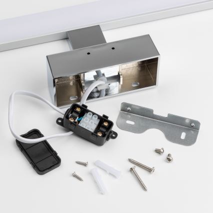 Brilagi - Iluminación LED para espejo de baño 3 en 1 VESTRA LED/6W/230V 30 cm IP44 cromado brillante