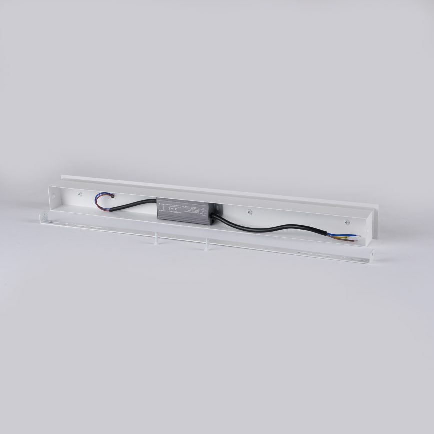 Brilagi - Aplique de pared exterior LED LINEAR de 8 W, 230 V, 3000 K, IP65, 30 cm, blanco, IRC 90