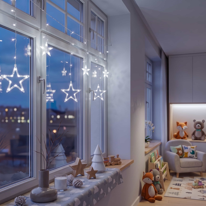BRILAGI - Cortina de Navidad LED 77xLED/3xAA/USB 1,8m blanco frío