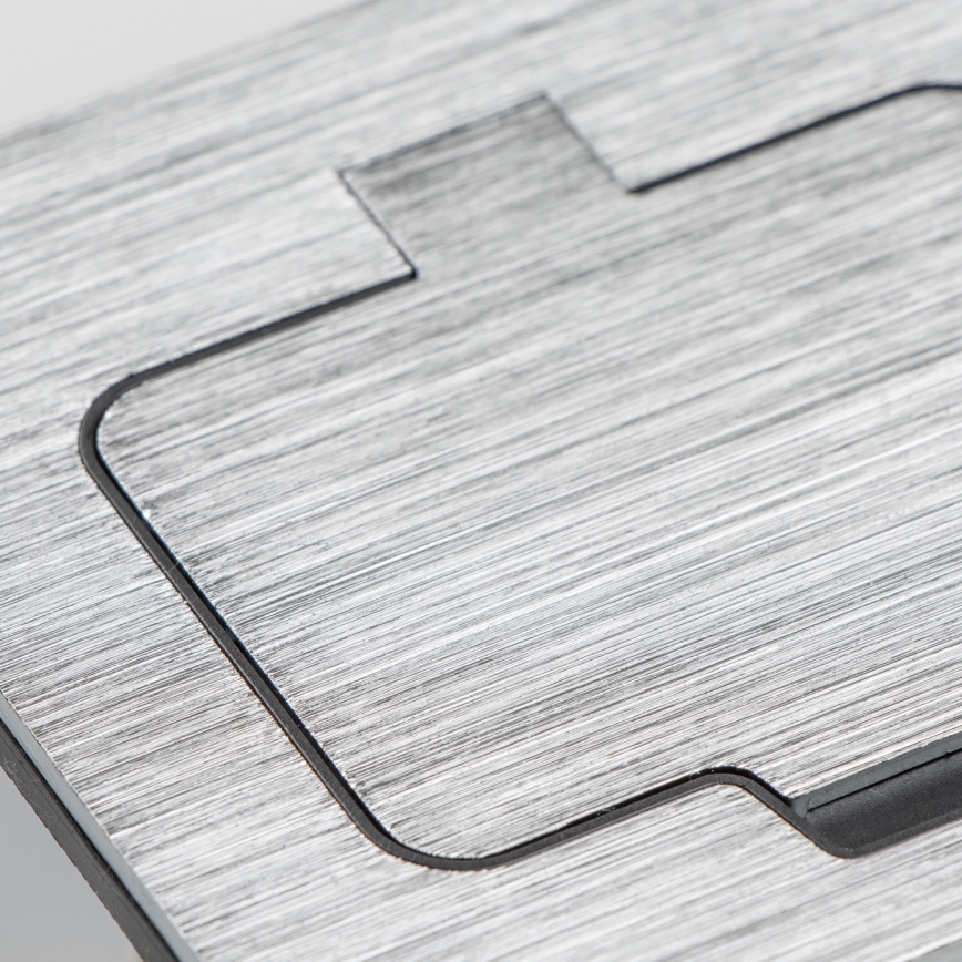 Brilagi - Enchufe doble de suelo empotrado para exterior IP55 rectangular cromo mate
