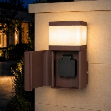BRILAGI - Lámpara de pared exterior con toma SCHUKO PILLAR 1xG9/11W/230V IP44 marrón