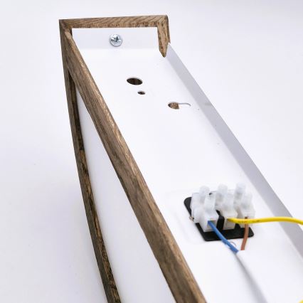 Brilagi - Lámpara de pared LED CARVALHO 1xE27/60W/230V roble nogal