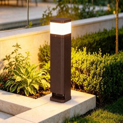 BRILAGI - Lámpara exterior con 2 enchufes SCHUKO PILLAR 1xG9/11W/230V IP44 marrón