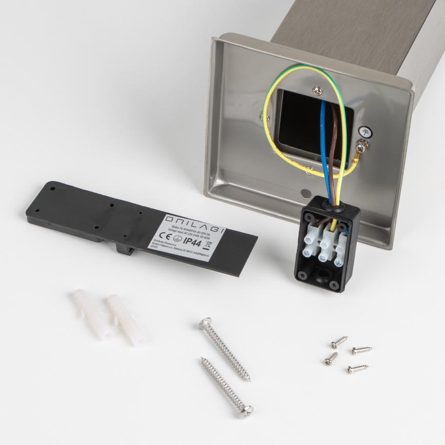 Brilagi - Lámpara exterior con sensor NOVA 1xE27/15W/230V 40 cm IP44 cromo mate