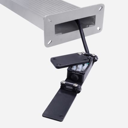 Brilagi - Lámpara exterior LED con sensor RIANO LED/8W/230V plateada IP65 80 cm