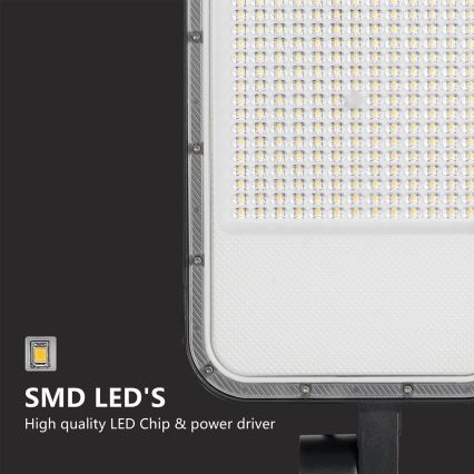 Brilagi - Farola LED exterior con poste y articulación de 4 m URBANLIGHT LED/200W/230V negra IP65