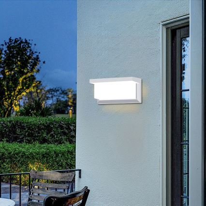 Brilagi - Aplique de pared exterior LED RGBW regulable BRICKY 1xE27/9W/230V 2700-6500K IP54 blanco