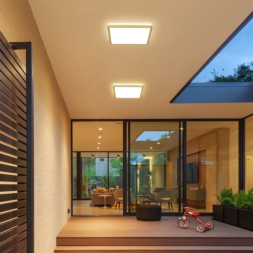 Brilagi - Lámpara de techo para baño LED ULTRA SLIM LED/18W/230V 30x30 cm dorada IP54