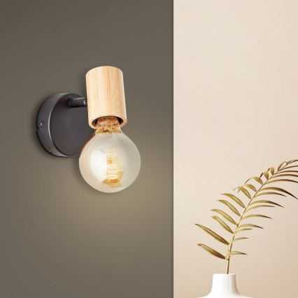 Brilliant - Aplique de pared tipo foco KERRY 1xE27/40W/230V bambú