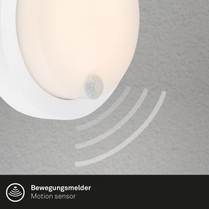 Brilo - Aplique de pared LED recargable para exterior con sensor, 4 W / 5 V, 4400 mAh, IP44, blanco