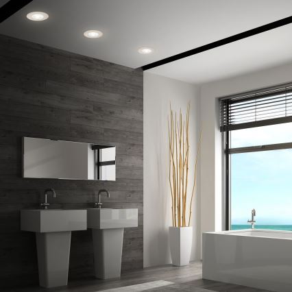 Briloner 7605032 - Set de 3 luminarias empotradas para baño LED/4,9W/230V 2700/4000/6500K IP44 cromo mate