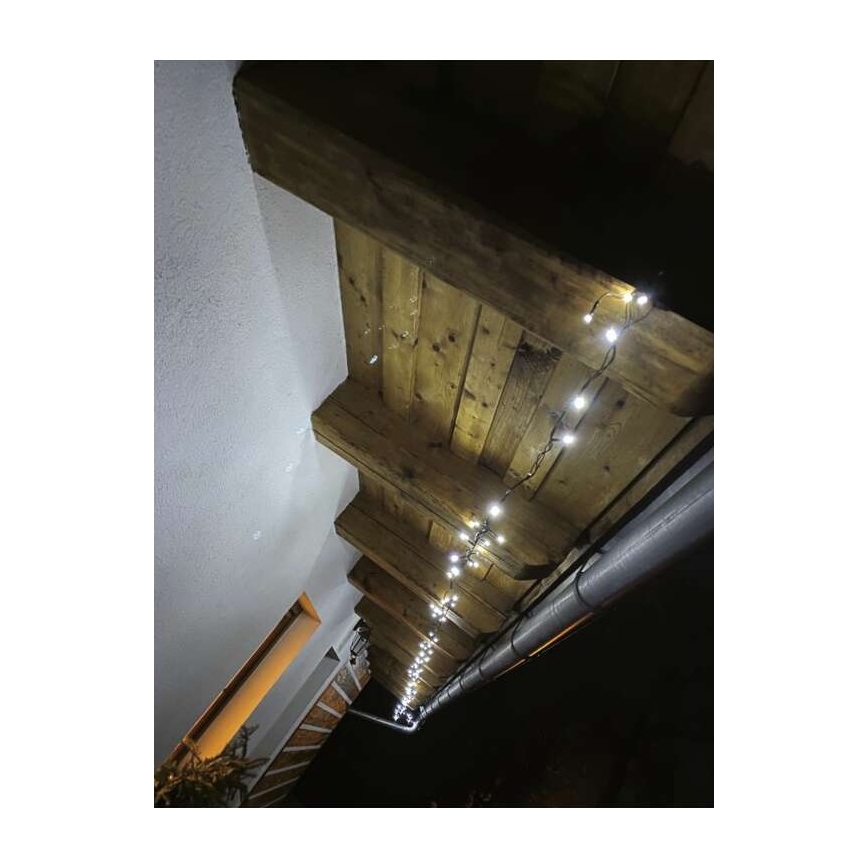 Cadena LED para exterior 40xLED/9m IP44 blanco frío