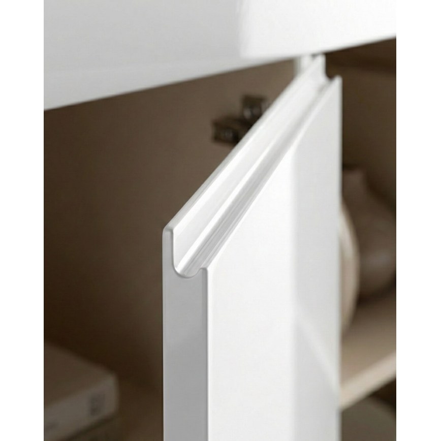 Cómoda FINERA blanca