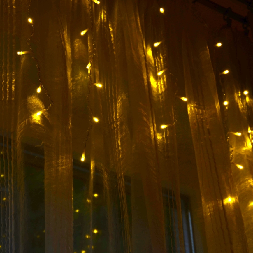 Cortina de luces LED ESTELLA, 47 LEDs/8 funciones, 3,5 m, blanco cálido