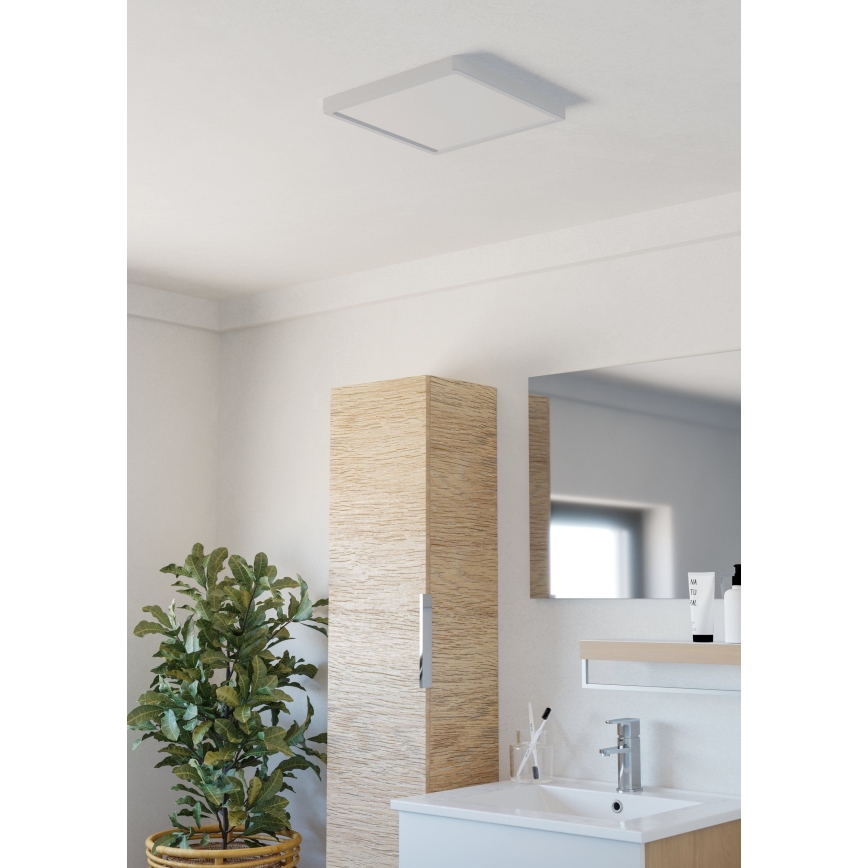 Eglo - Plafón LED para baño LED/13W/230V 29x29 cm IP44 blanco
