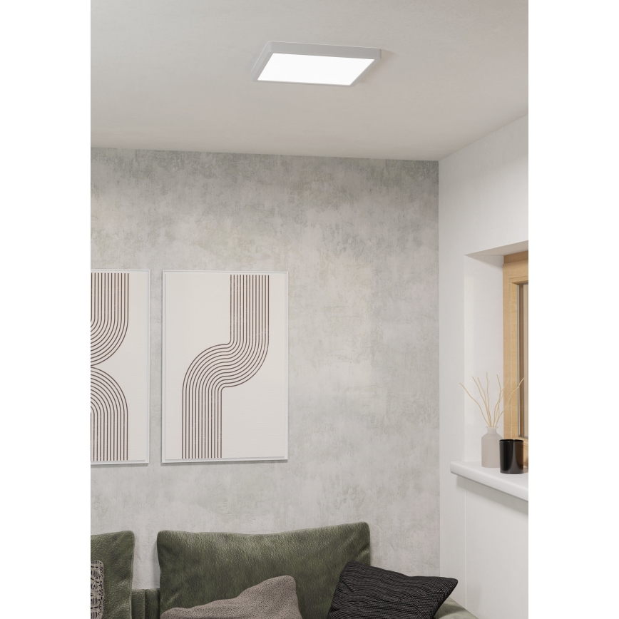 Eglo - Lámpara de techo LED RGBW regulable para baño LED/13,5W/230V 2700-6500K 29,5x29,5 cm IP44 blanca