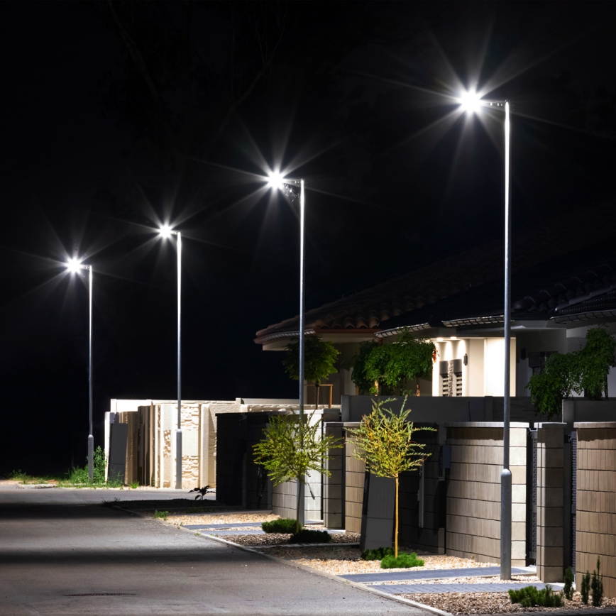 Farola solar LED VIA 100W/10000 mAh 3,2V 6000K IP54 + control remoto