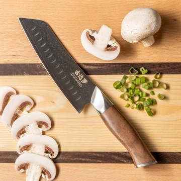 Gudaro - Cuchillo de cocina Santoku TAKUMI 7