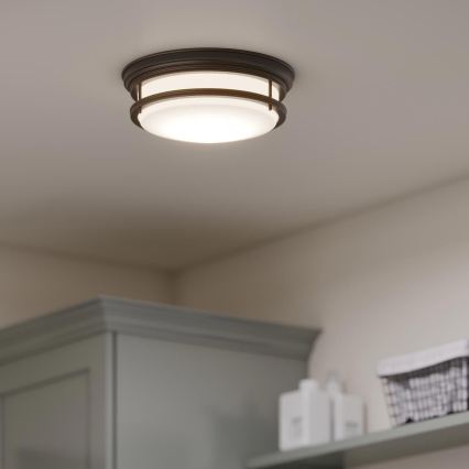 Hinkley - Luminaria de techo para baño HADLEY 3xE27/40W/230V IP44, acabado en bronce