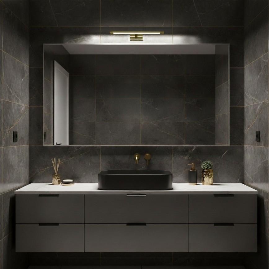 Iluminación LED para espejo de baño KLIMT LED/8W/230V 3000/4000/6000K 40 cm IP44 dorada