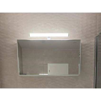 Iluminación para espejo de baño LED/12W/230V 59,5 cm IP44 blanco