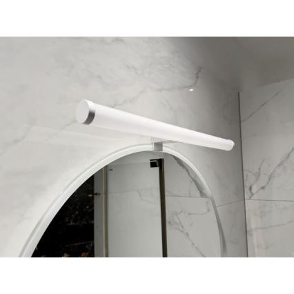 Iluminación para espejo de baño LED/12W/230V 59,5 cm IP44 blanco