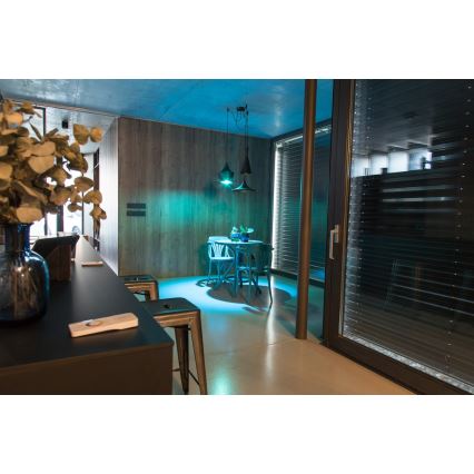 Immax NEO 07745CDO - Pack de 3 bombillas LED RGB+CCT regulables E14/6W/230V con Wi‑Fi y mando a distancia