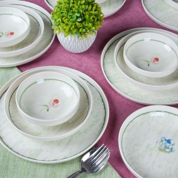 Juego de vajilla de 18 piezas, porcelana, color verde