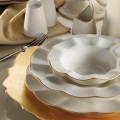 Juego de vajilla de 26 piezas, porcelana blanca con detalles dorados
