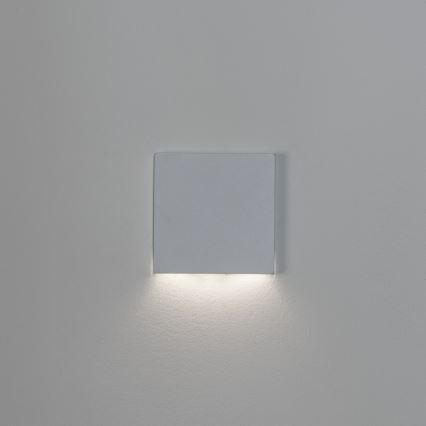 Luminaria LED para escalera MAGNIK LED/1,7W/230V 2700/3300/3900/4600/5700K blanca cuadrada