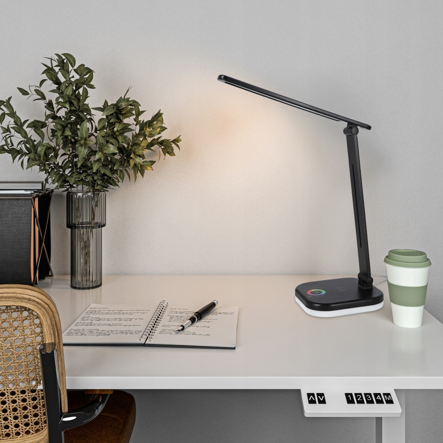 Lámpara de sobremesa LED RGBW regulable con carga inalámbrica LED/7W/5V USB negra