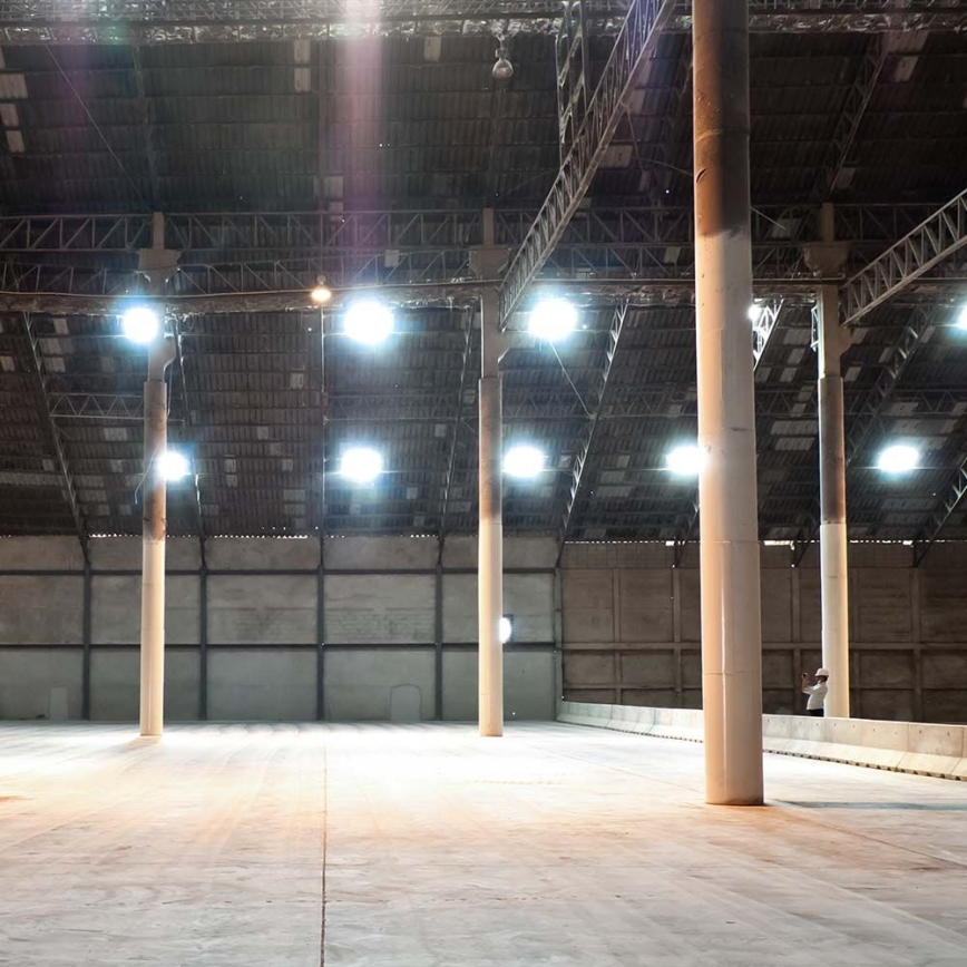 Lámpara industrial LED High Bay LED/100W/230V 3000/4000/6500K IP65 ø 23,5 cm