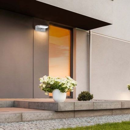 Lámpara de pared LED exterior con sensor LED/17W/230V 3000K IP65 negra