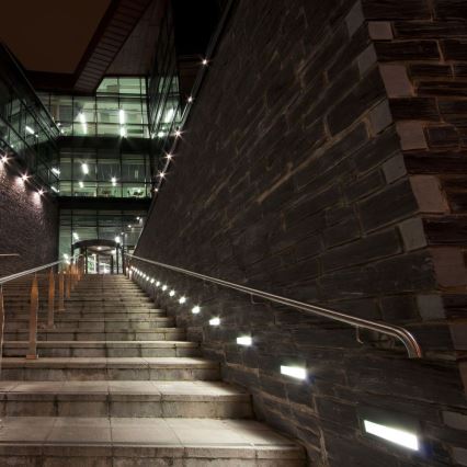 Lámpara LED para escaleras exterior LED/3W/230V IP65 3000K negra