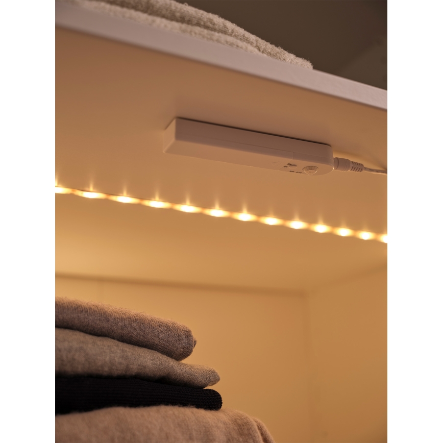Ledvance - Tira LED con sensor de movimiento FLEX 2m LED/3,6W/4xAA