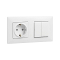 Legrand - Enchufe doméstico SCHUKO y interruptor doble en serie n.º 5 con marco NILOE STEP 250 V blanco