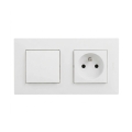 Legrand - Enchufe doméstico y interruptor unipolar n.º 1 con marco NILOE STEP 250V blanco