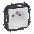 Legrand - Toma de corriente doméstica sin marco NILOE STEP 250V blanca