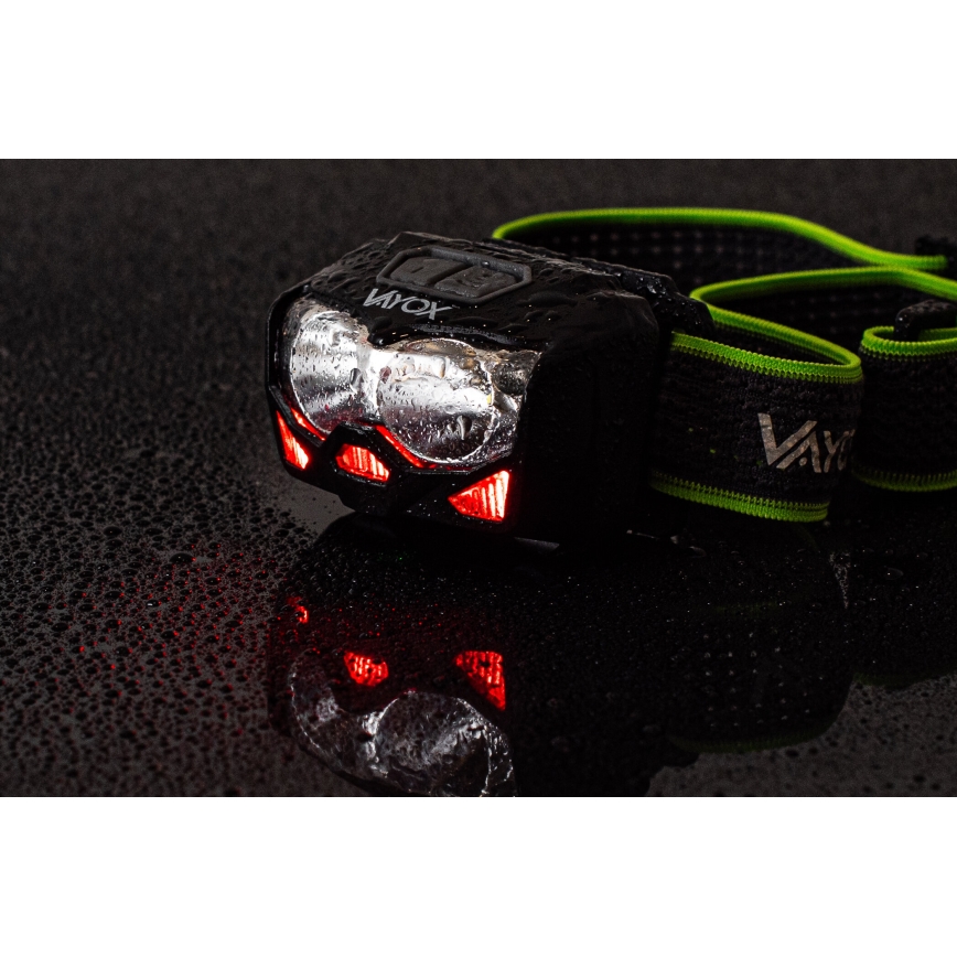 Linterna frontal LED recargable y regulable con sensor y luz roja 2xLED/5W/5V/3xAAA IP65 500 brillante 1200 mAh